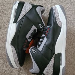 Air Jordan Retro 3 Size 8 & 10 Men