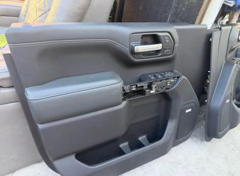 2019-2026 Chevy Silverado/GMC Sierra Interior Door Panels