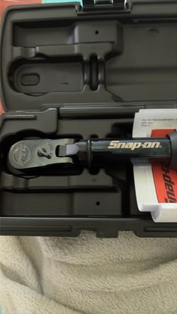 Snap on torque ratchet