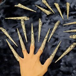 FINGER NAIL TIP RINGS