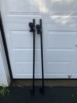 Thule Crossbars