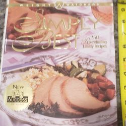 Weight Watchers Cookbook "Simply The Best", 250 Prizewinning Family Recipes 