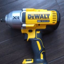 Dewalt impact wrench 1/2 1600 pounds