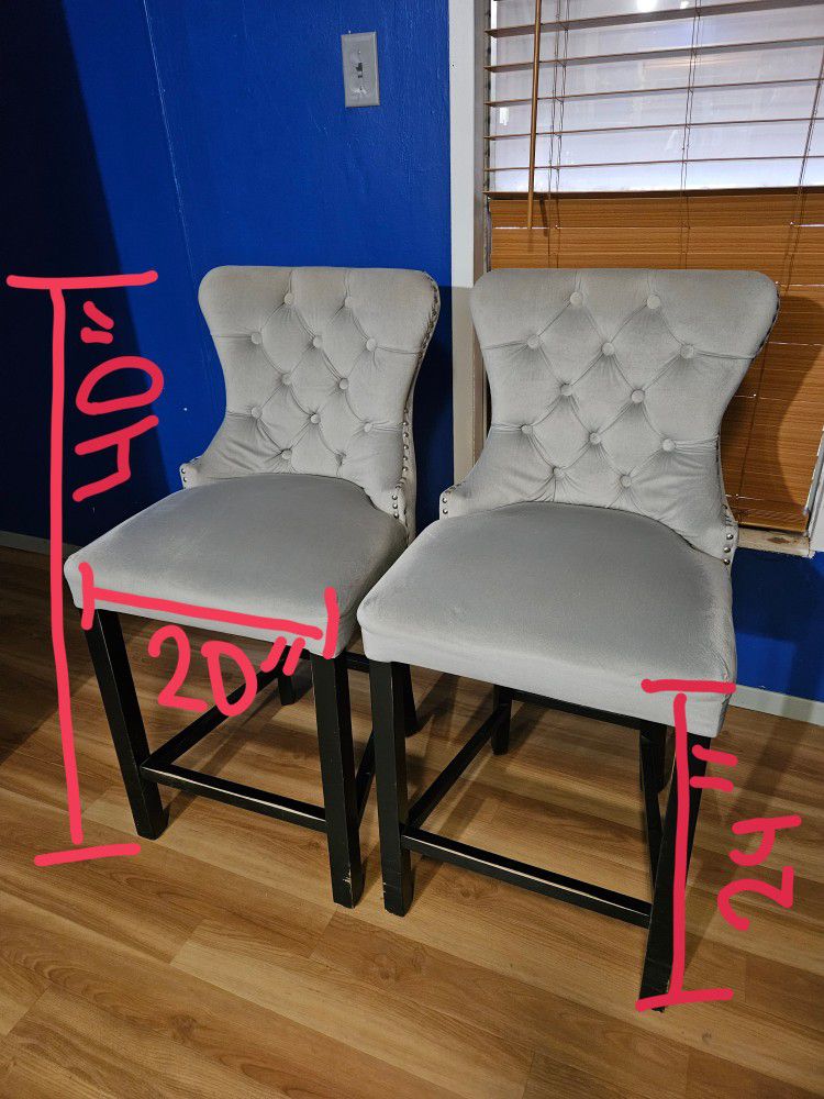 2x Dining Chairs