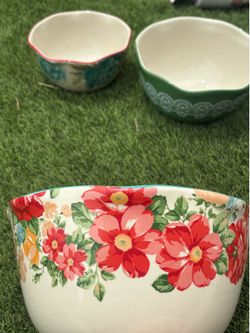 pioneer women bowls