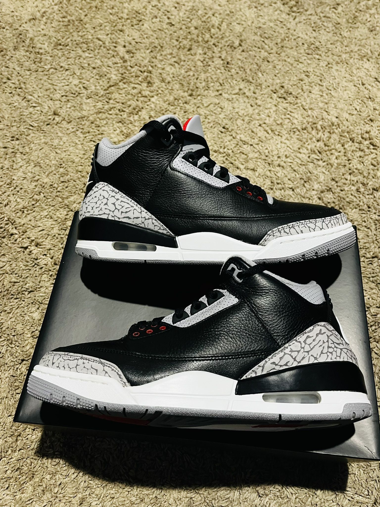Jordan 3 Retro Men’s Size 9