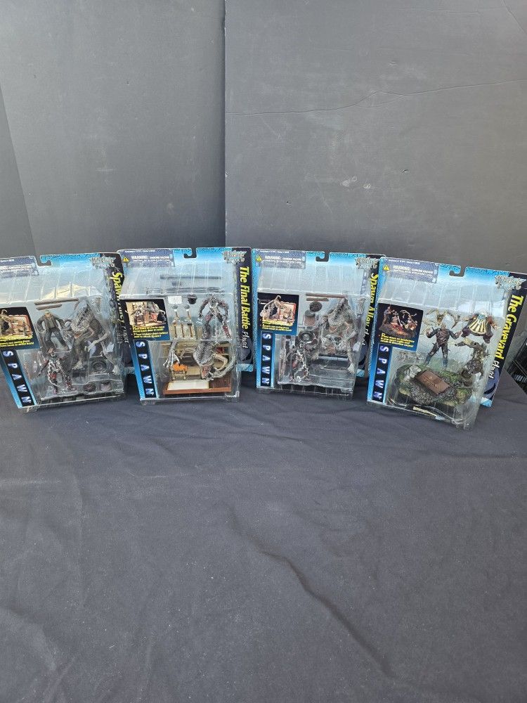 Lot of 4 McFarlane Spawn Deluxe Boxed Sets - Spawn vs Violator, Final Battle, Spawn Alley, Graveyard - Sealed