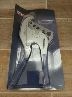 Westward 2-3/8" Ratcheting PVC Pipe Cutter