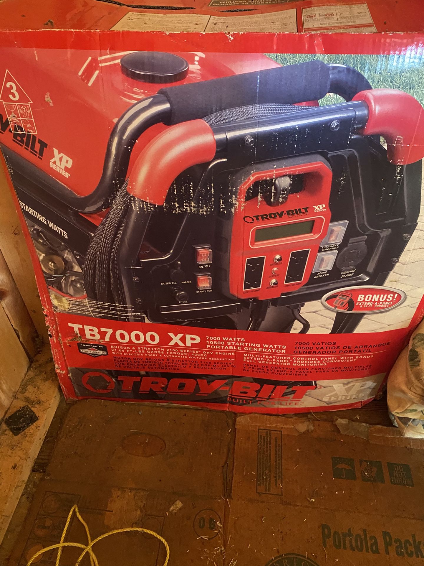 Troy-Bilt TB7000 XP 7,000 Watts 10,500 Starting Watts Portable Generator