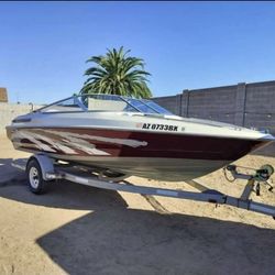 1994 18' Maxum Outboard Boat