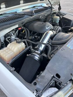 Chevy Silverado gmc Sierra cold air intake Kit(brand new) 99-06