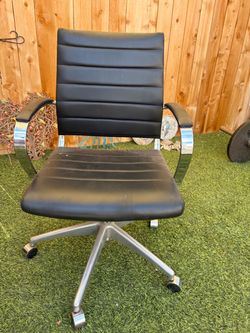 Black Office Chair