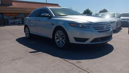 2016 Ford Taurus