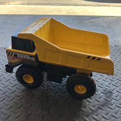 Tonka Steel Classics Mighty Dump Truck 