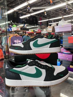 Air Jordan 1 Retro Low Phantom Pine Green