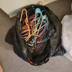 Free 2bags Of Hangers 