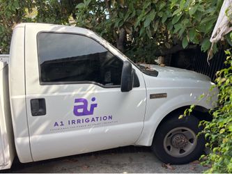 2006 Ford work utility truck 8 foot bed eight cylinder