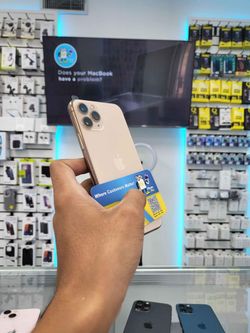 iPhone 11 Pro! Blow Out Sale!