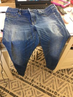 Mossimo Women’s Size 16 Crop Jeans