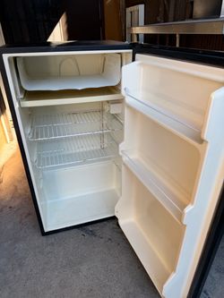 HAIER Refrigerator