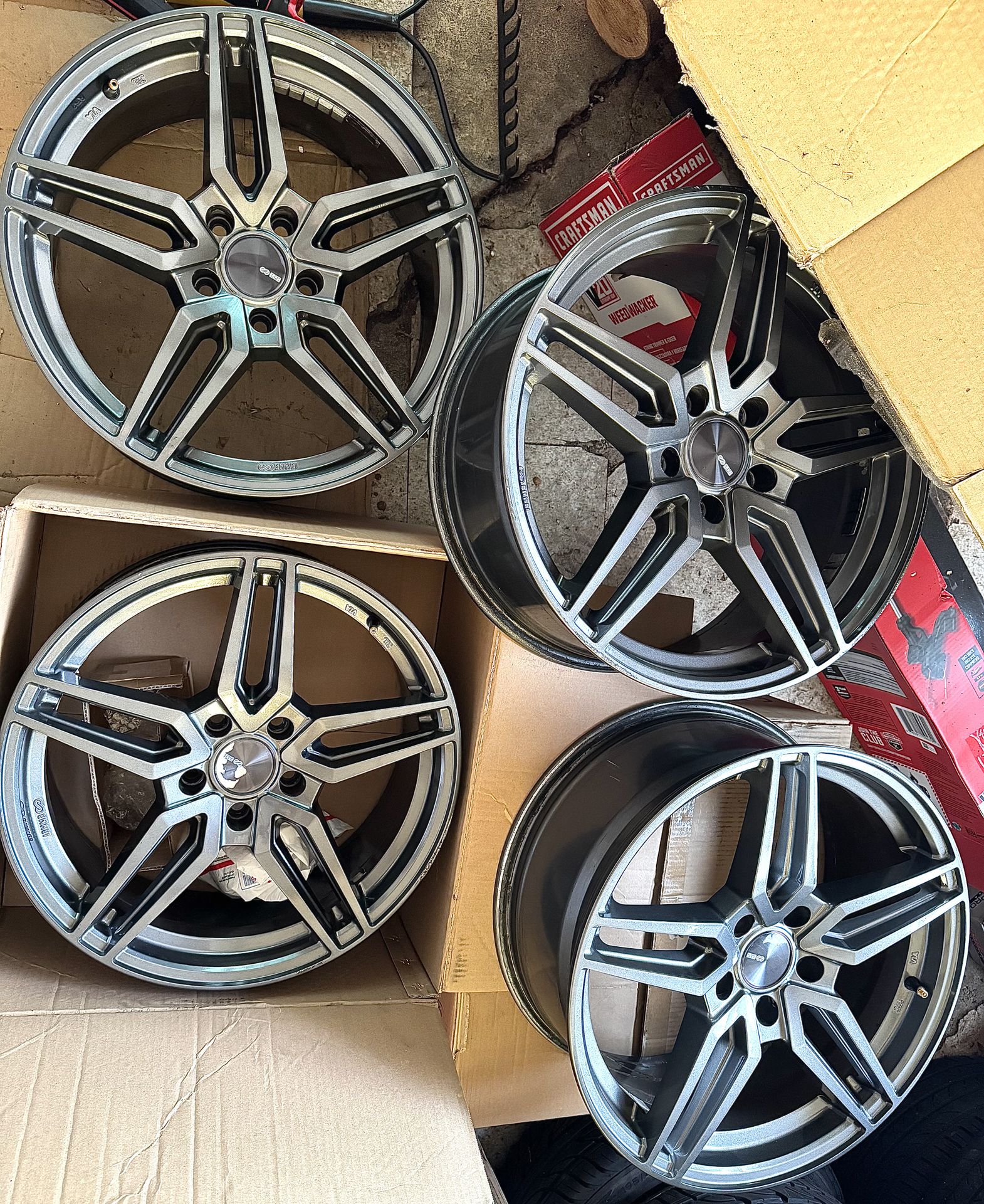 Enkei wheels 18x8 +20 5x114 Clean wheels