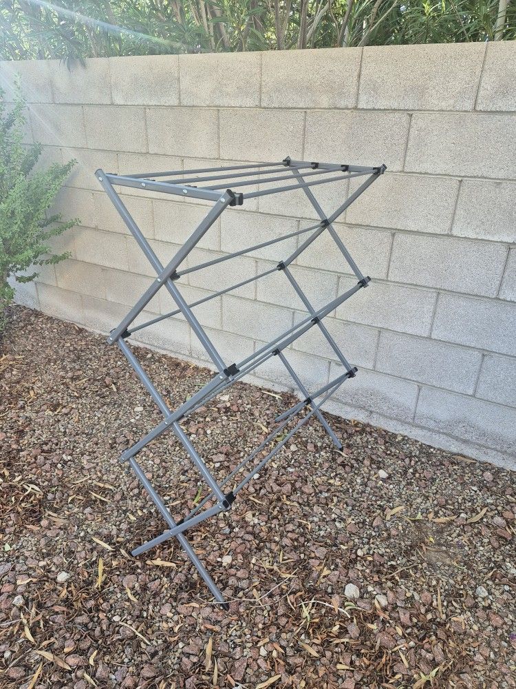 Collapsible drying Rack