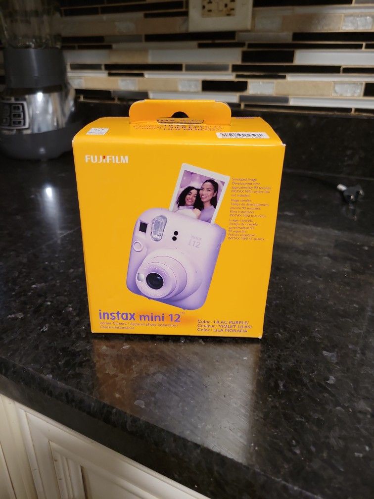 Instax Mini 12 Camera