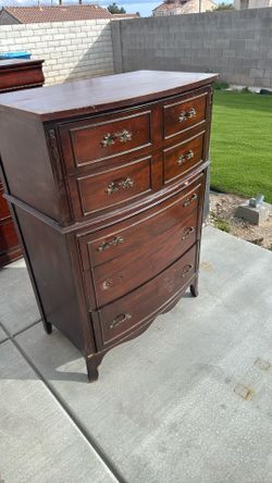 Chest Dresser