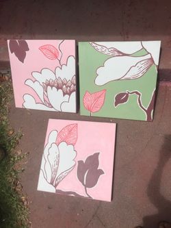 I have 3 sets of wall decor canvases