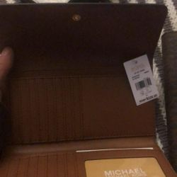 Michael Kors long flap wallet / continental-style wallet