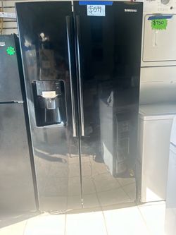 Samsung Black Side-by-Side Refrigerator (delivery+install available) Height 70 x Width 36