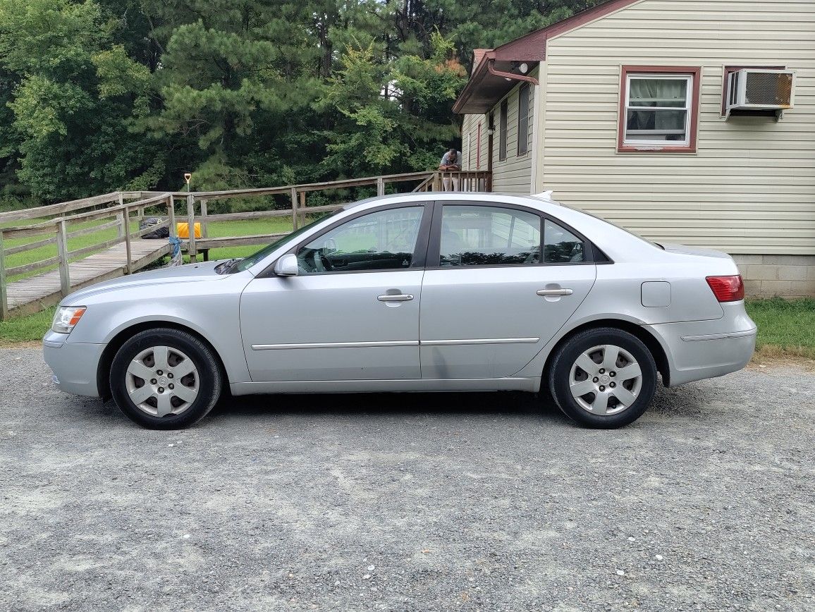2010 HYUNDAI SONATA 2.4 ENG