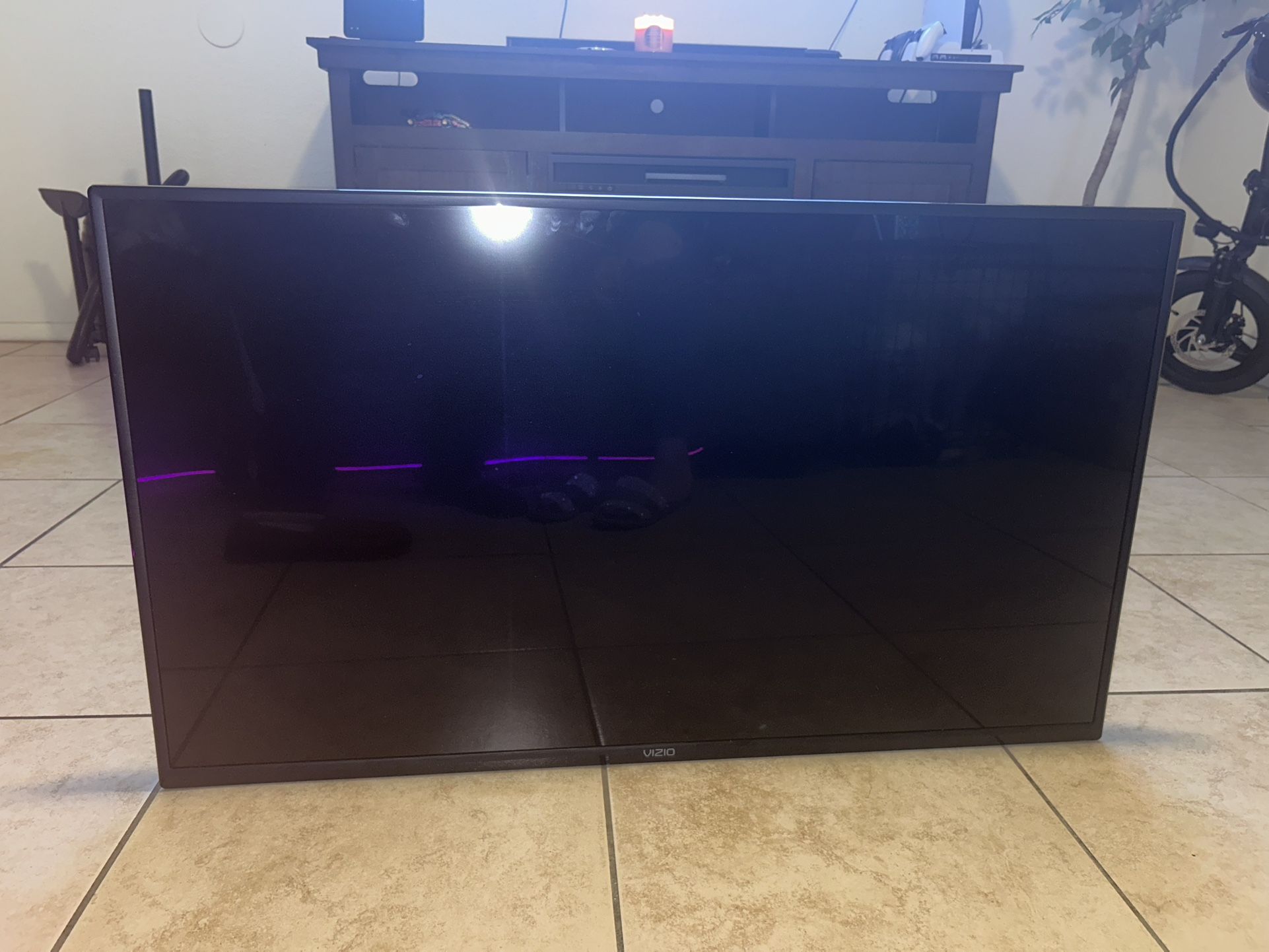 Vizio 40 Inch Class Full Hd 1080P LED Smart Tv