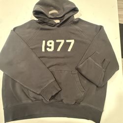 (Best Offer) Essentials Fear of God 1977