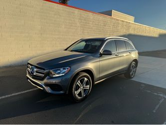 2017 Mercedes-Benz GLC 300