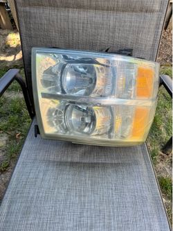 2011 Chevy Silverado Headlight