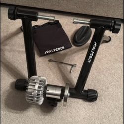 Alpcour Fluid Bike Trainer
