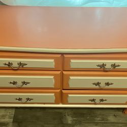 6 Drawer Dresser