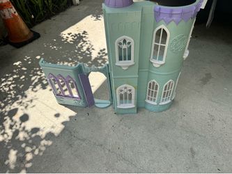 Toy castle *** free ***