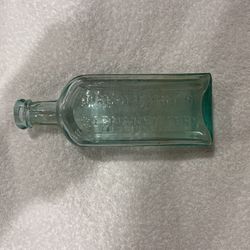 Antique Bottle Dr Hooflands “German Bitters”