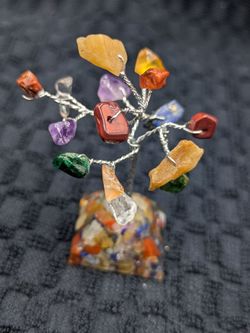 2" 7 chakra Crystal tree of Life