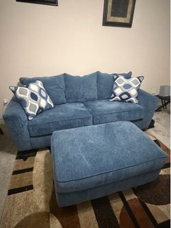 Couch/ottoman