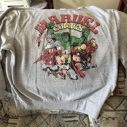 Marvel Comics Sweatshirt & T-shirt 