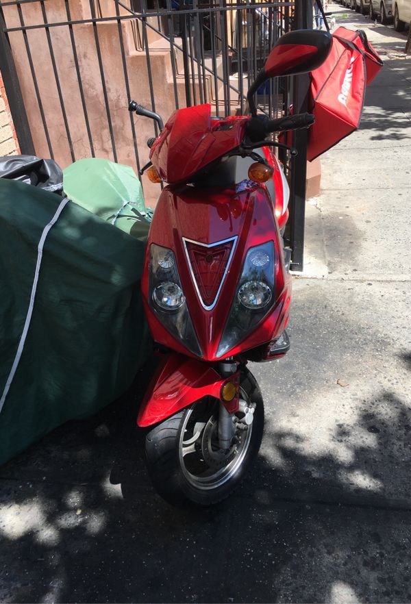 50cc scooter for Sale in Brooklyn, NY - OfferUp