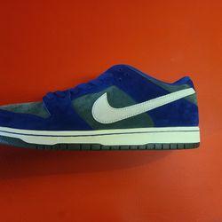 Nike Dunk SB Deep Royal