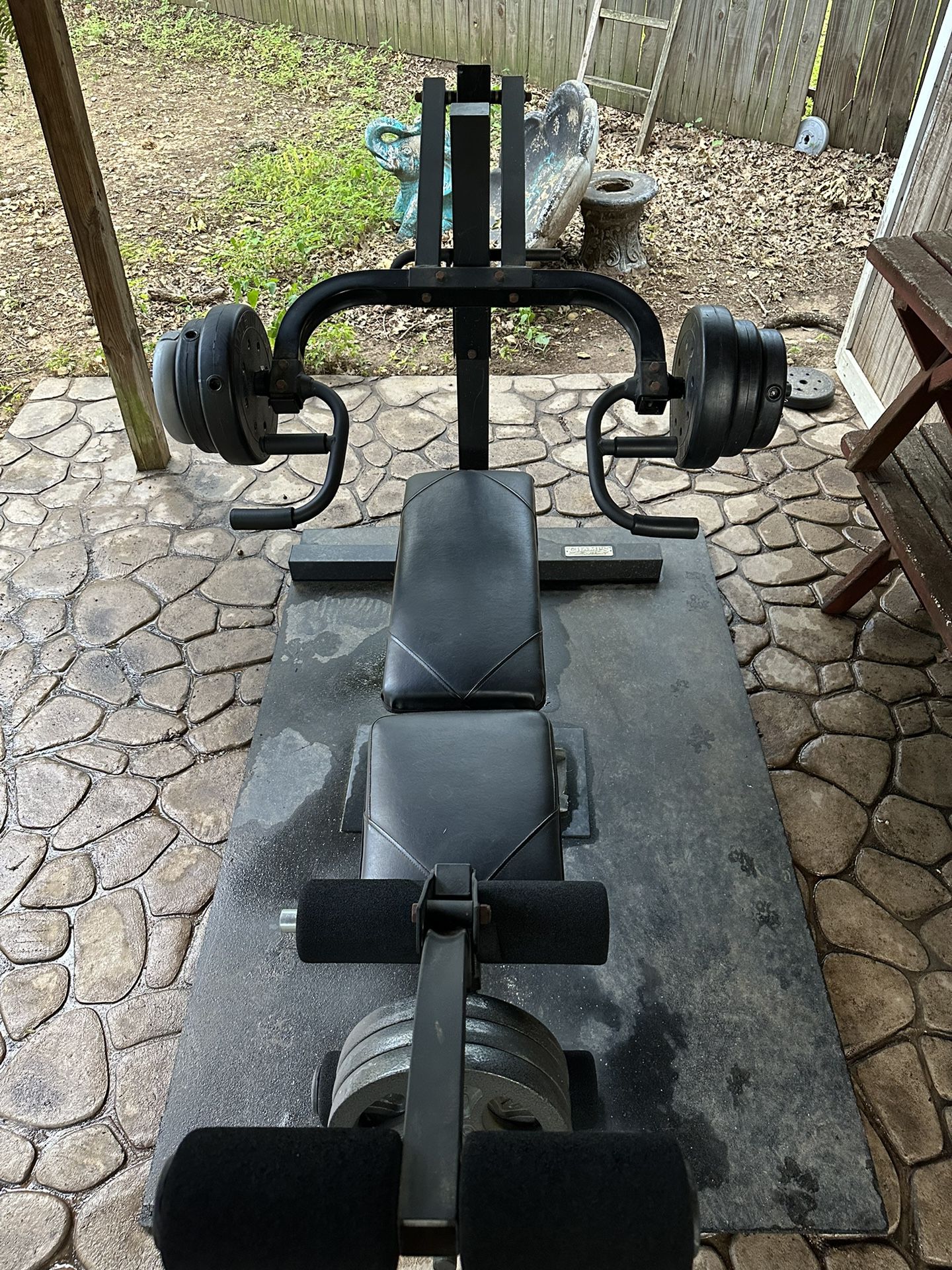 Bench press/ leg extension 