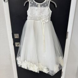 Flower girl Dress Size 8