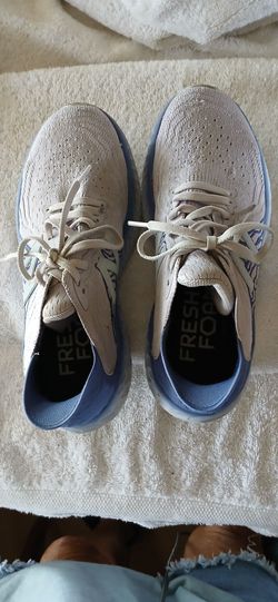 New Balance Women's Fresh Foam 1080 size7.5