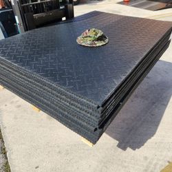 🛑 Heavy Duty Rubber Stall Mats 4x6 (3/4" Thick) - Miami 33130. Delivery fee
🛑Perfect for home or commercial gyms, horse stalls, garage, foot traffic