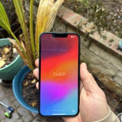 Almost New iPhone 13 Unlocked